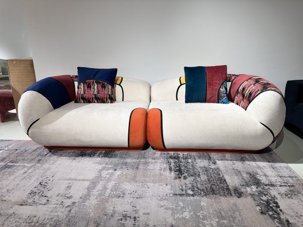 B-209 FOAM SOFA